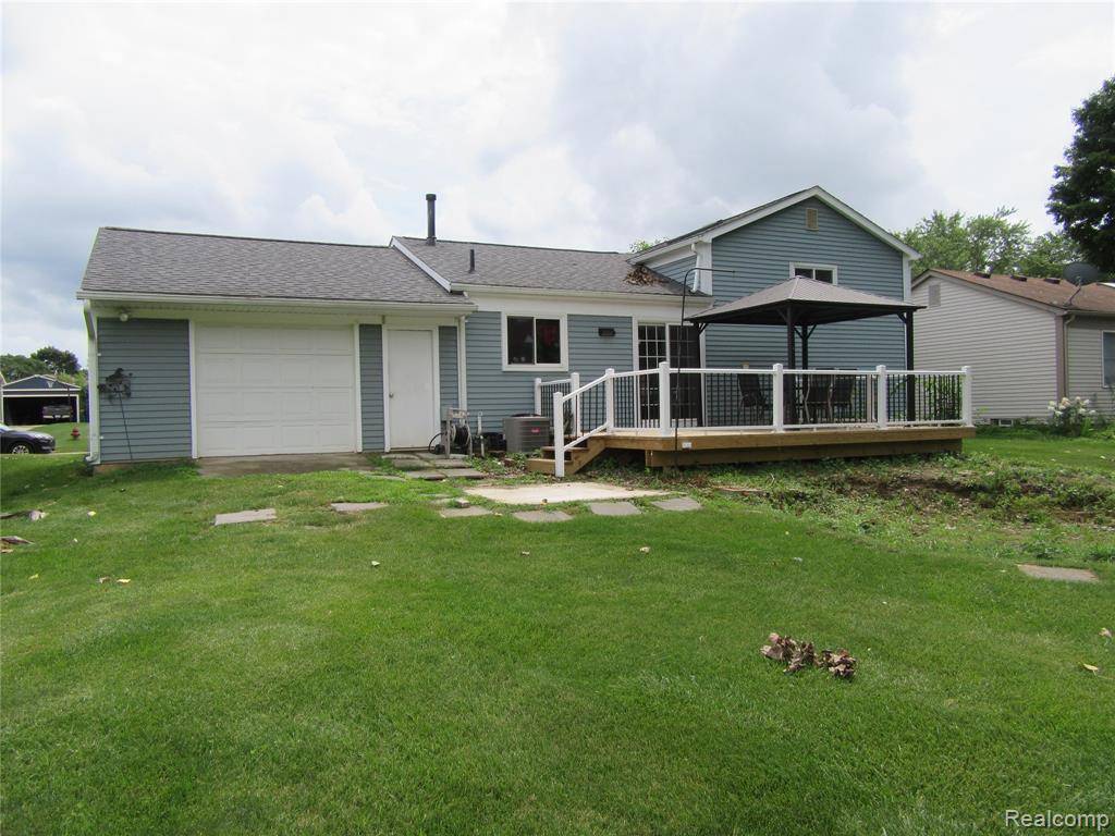 Wixom, MI 48393,2850 Apache Trail Trail