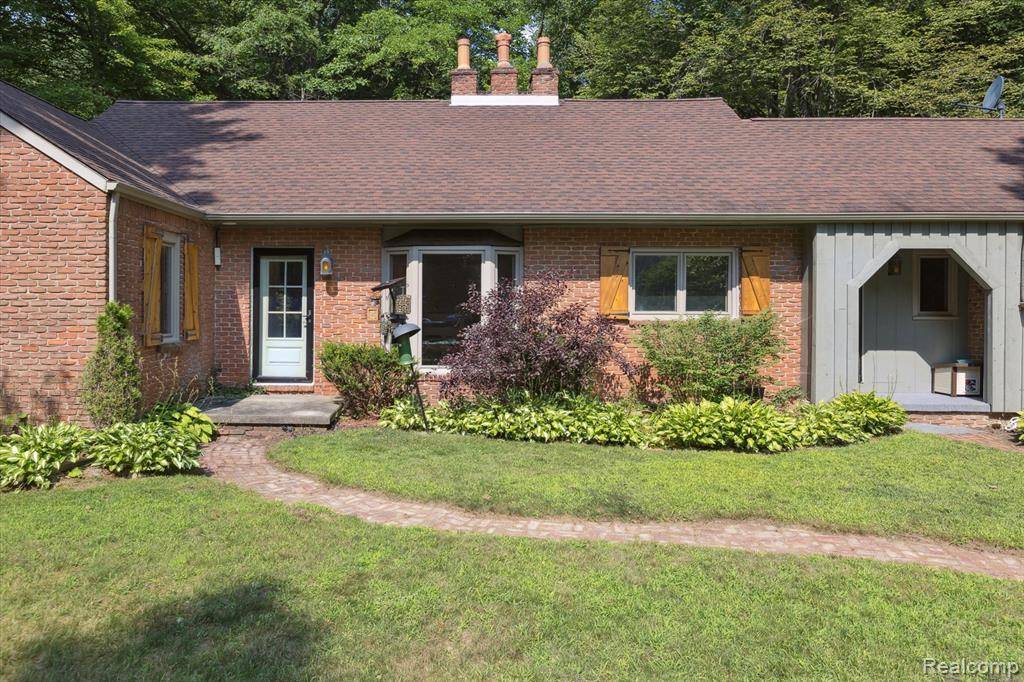 Otter Lake Vlg, MI 48464,4224 Country Road