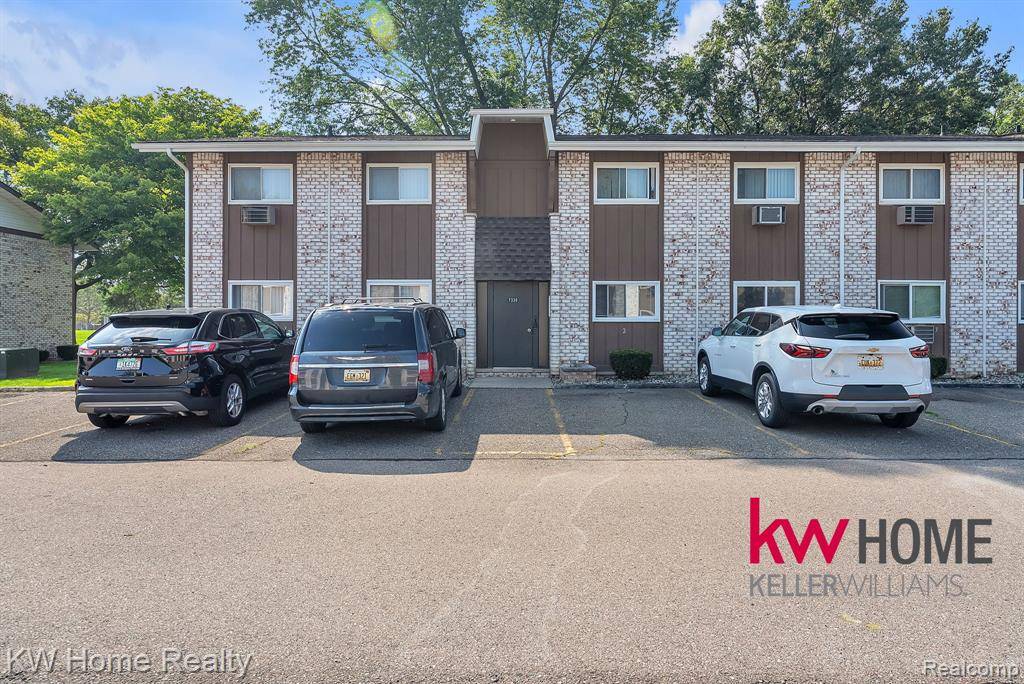 Westland, MI 48185,7330 Woodview Street 2