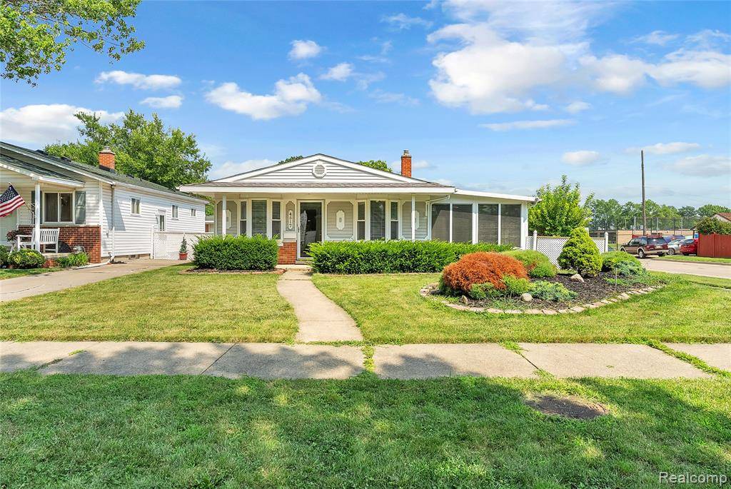 Dearborn Heights, MI 48125,4517 Culver Street