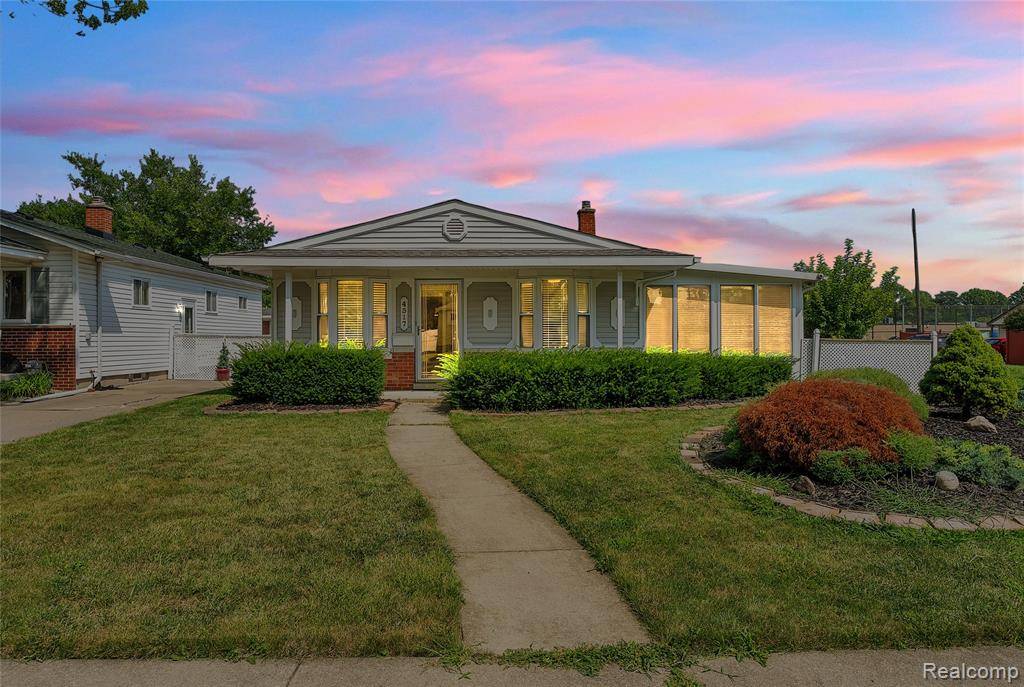 Dearborn Heights, MI 48125,4517 Culver Street