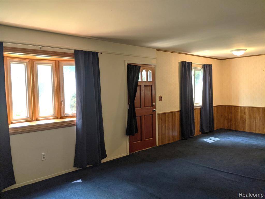 Westland, MI 48185,38182 Cherry Hill Road