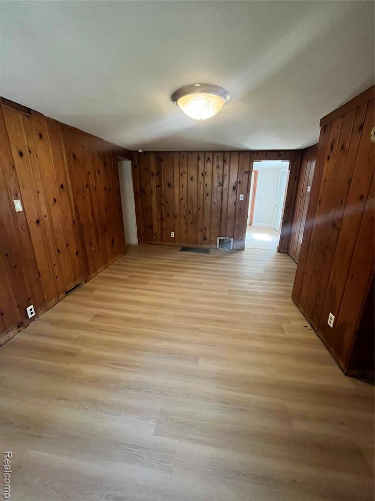 Monroe, MI 48161,714 W 8TH Street
