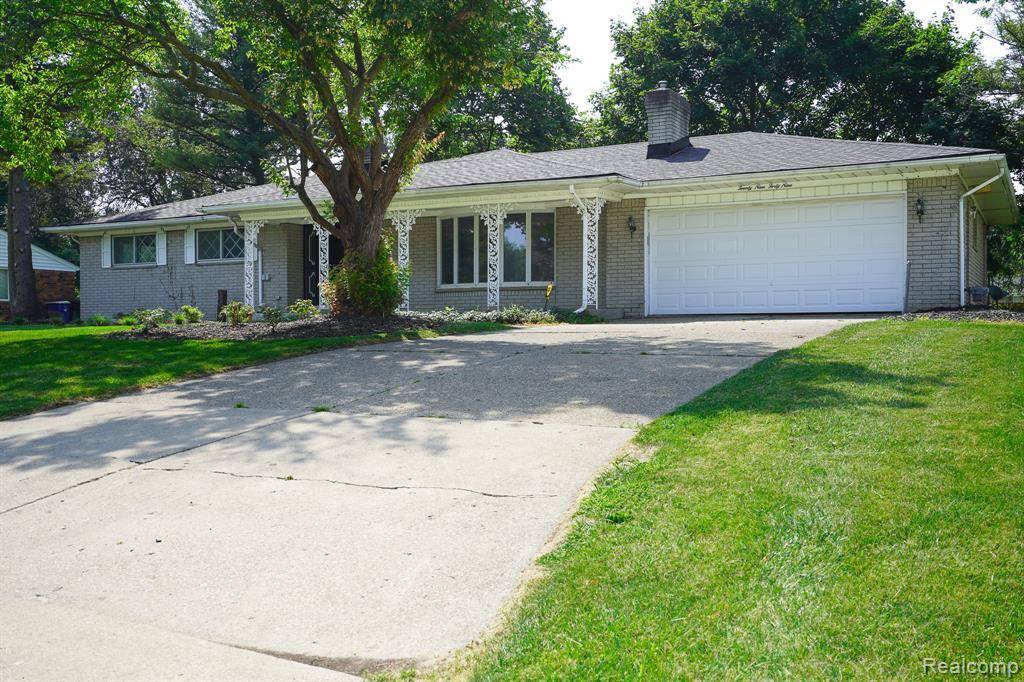 Waterford Twp, MI 48328,2949 Lacota Road