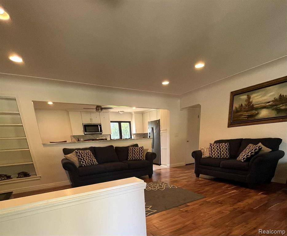 Shelby Twp, MI 48316,53162 Briar Drive