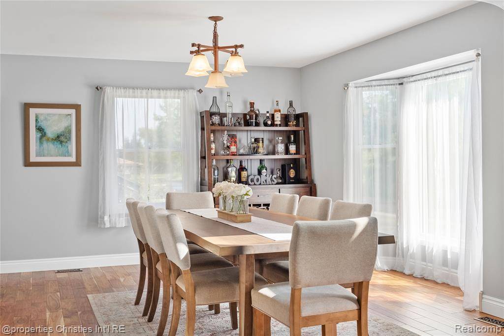 Novi, MI 48377,1900 S Lake Court