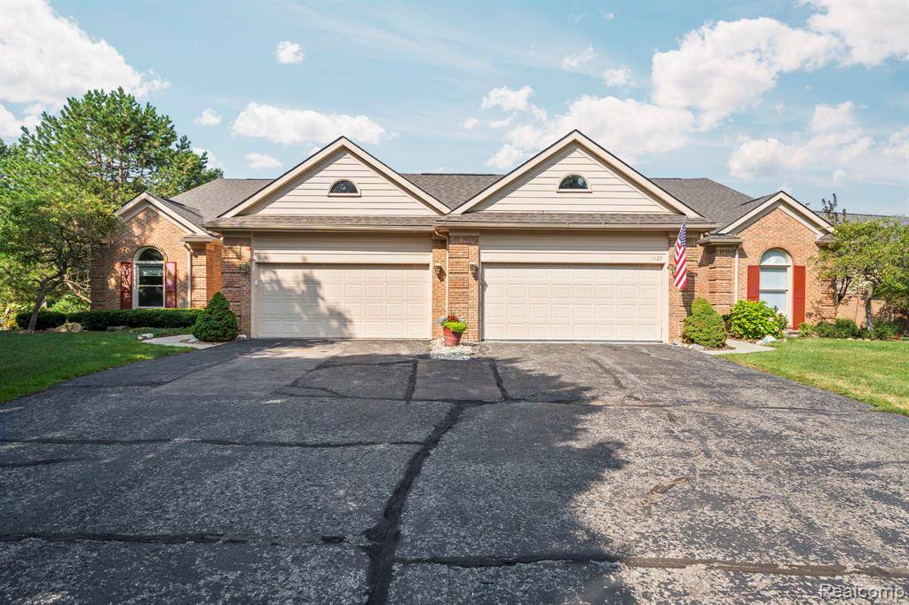 Milford Vlg, MI 48381,1127 Eagle Nest Drive