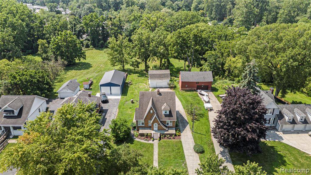 Sterling Heights, MI 48314,8238 Clinton River Road