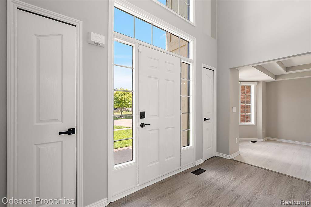 Macomb Twp, MI 48044,20918 Corey Drive