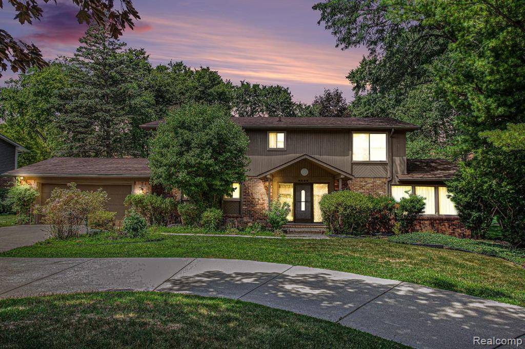 West Bloomfield Twp, MI 48322,5622 Powder Horn Drive
