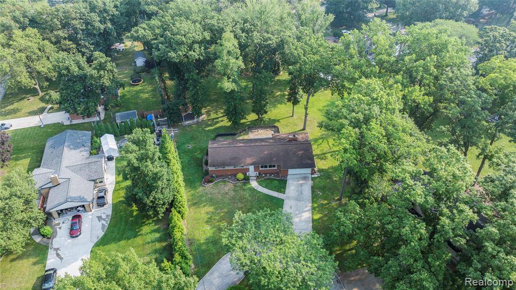 Grosse Ile Twp, MI 48138,21321 Knudsen Court