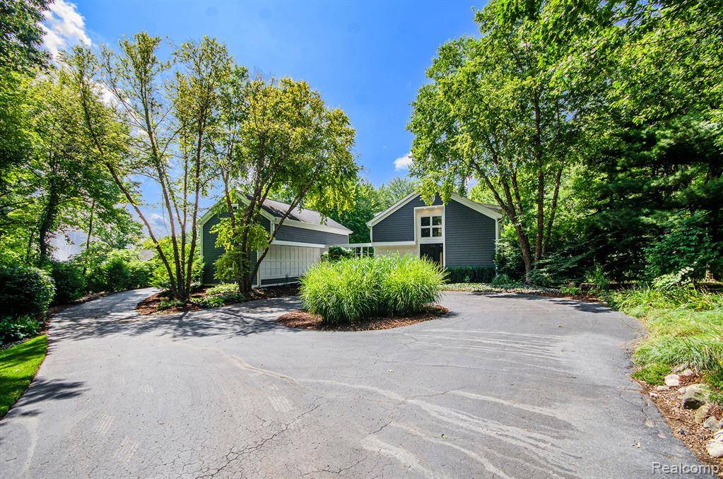 Independence Twp, MI 48348,5751 Dora Lane