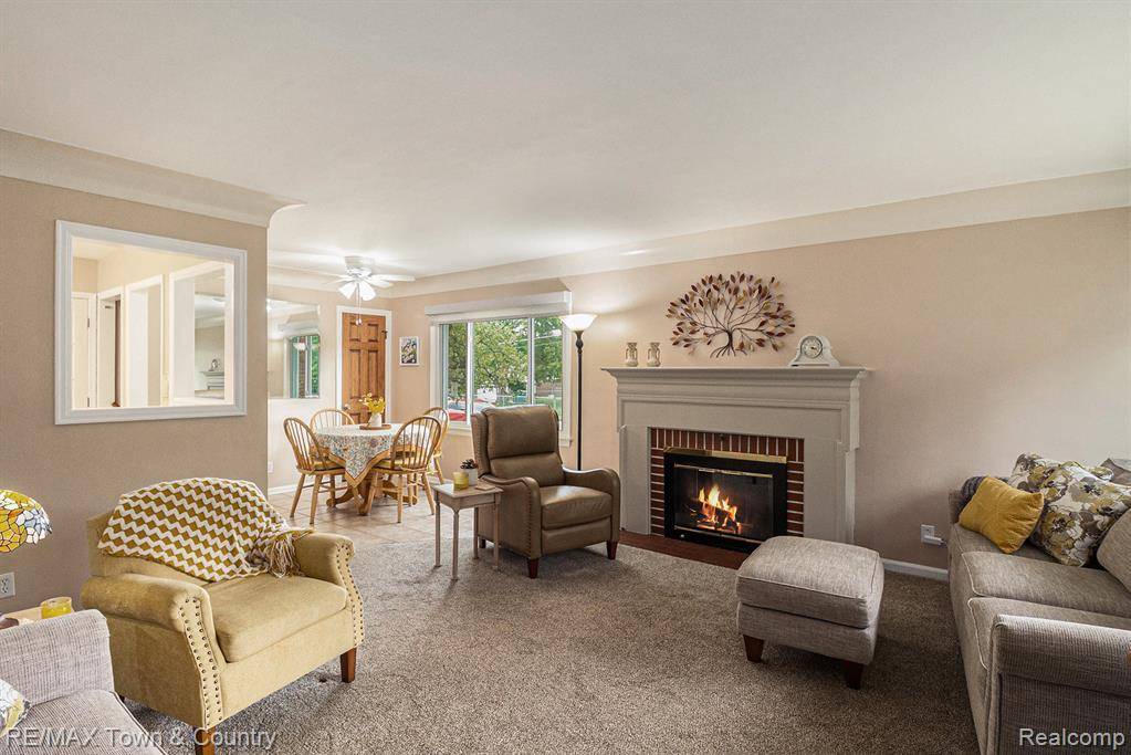 Flushing, MI 48433,407 N McKinley Road
