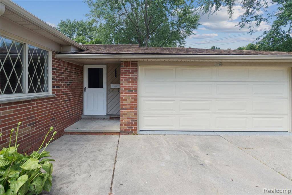 Sterling Heights, MI 48313,11261 Alwardt Drive