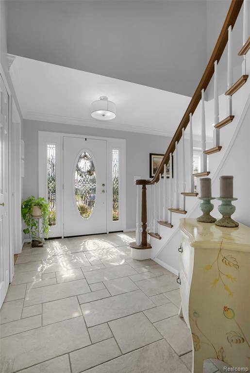 Rochester Hills, MI 48309,399 Silvervale Drive