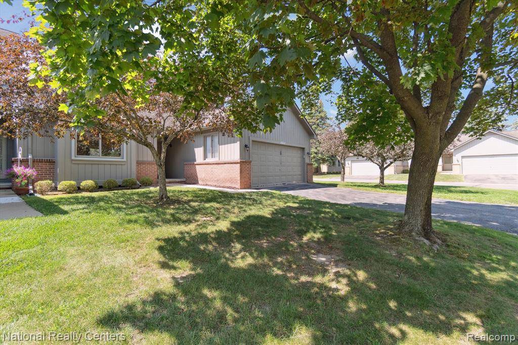 Livonia, MI 48152,31535 Merriwood Park Drive
