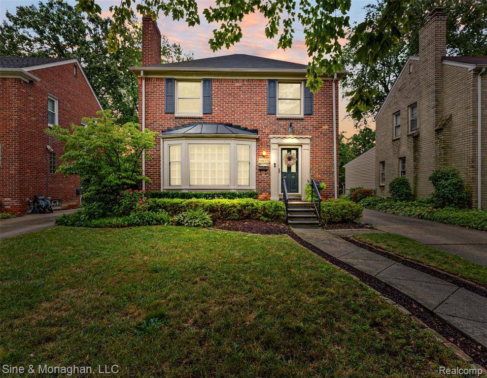 Royal Oak, MI 48073,2923 Woodslee Drive