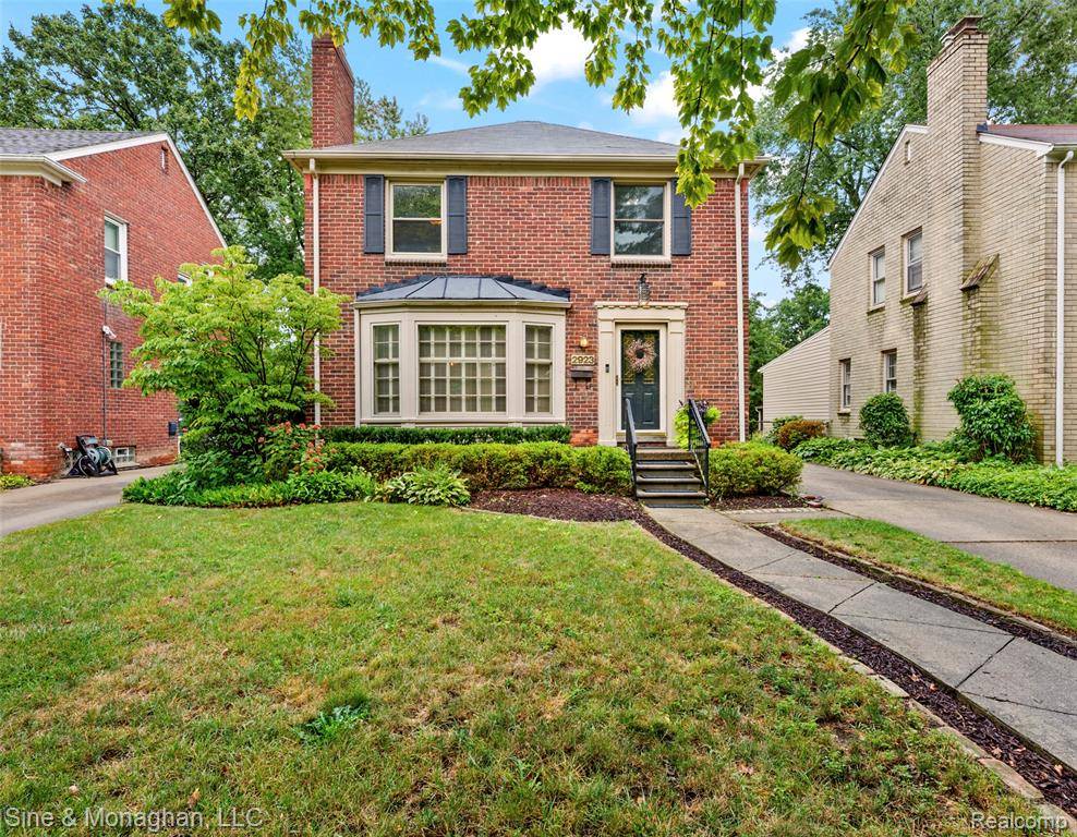 Royal Oak, MI 48073,2923 Woodslee Drive