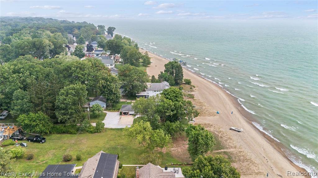 Fort Gratiot Twp, MI 48059,2969 Woodland Drive
