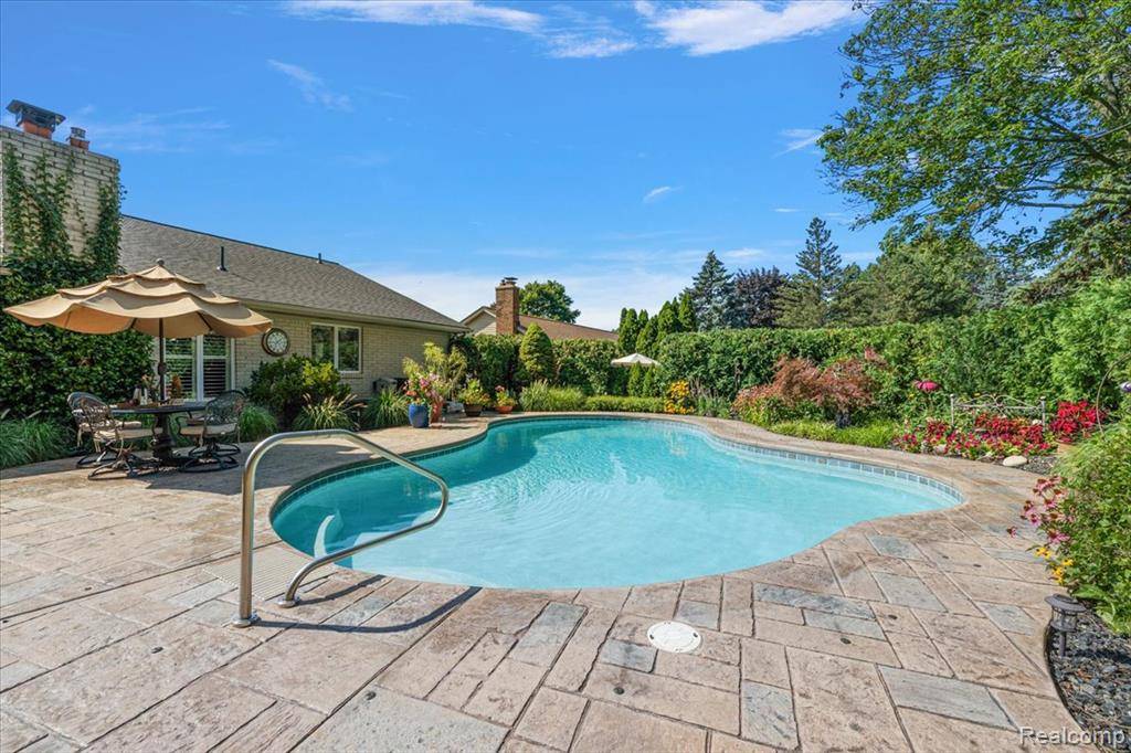 Northville, MI 48168,41908 Pon Meadow Drive