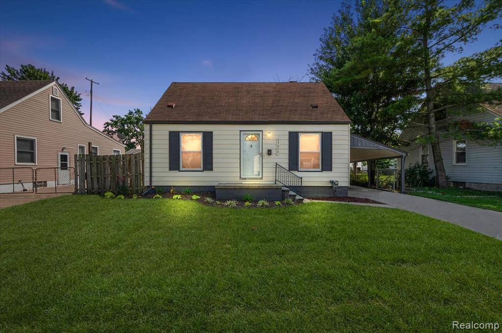 St. Clair Shores, MI 48080,23000 Maxine Street