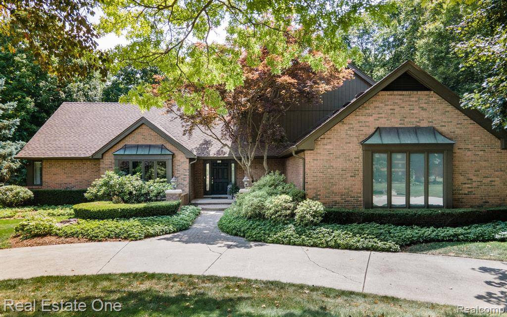 Troy, MI 48098,4794 RIVERS EDGE Drive
