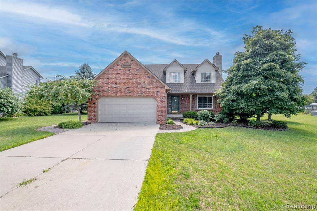 Davison, MI 48423,8454 Deer Field Drive