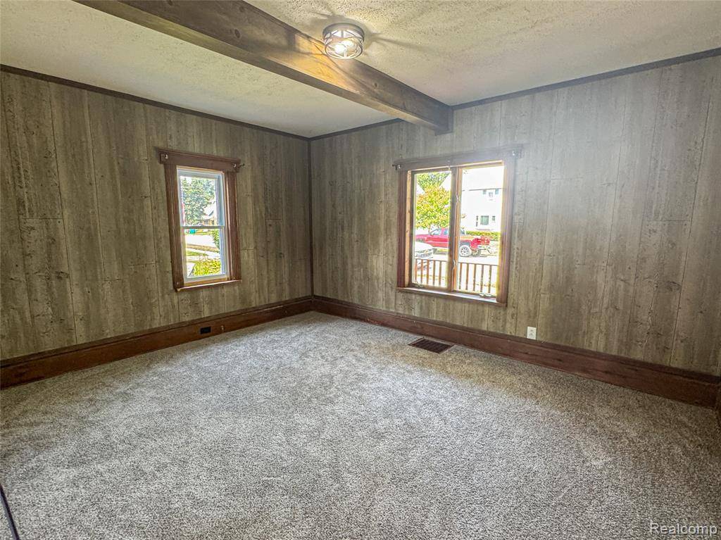 Durand, MI 48429,105 W Oakland Street