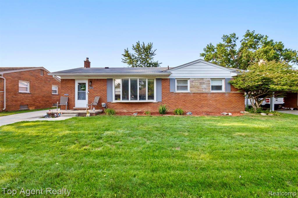 Livonia, MI 48152,29724 Hillbrook Street