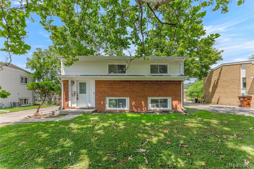 Rockwood, MI 48173,23566 Candace Drive