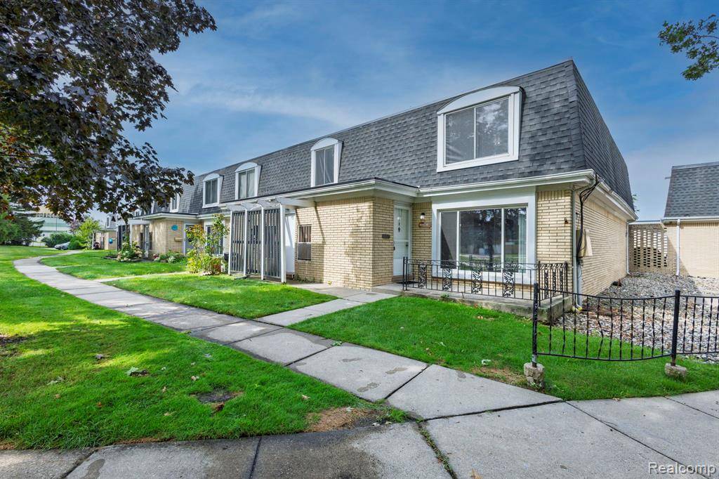 Warren, MI 48093,29696 City Center Drive