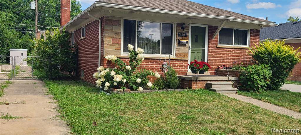 Dearborn Heights, MI 48125,4467 McKinley Street