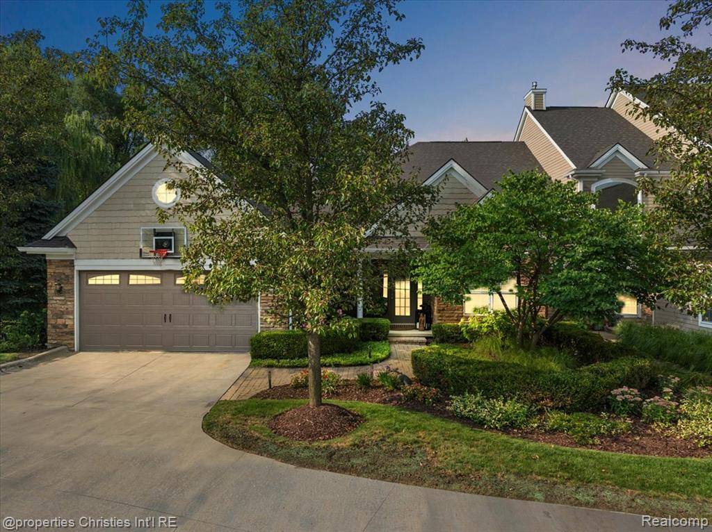 Northville, MI 48168,39412 Jasmine Circle