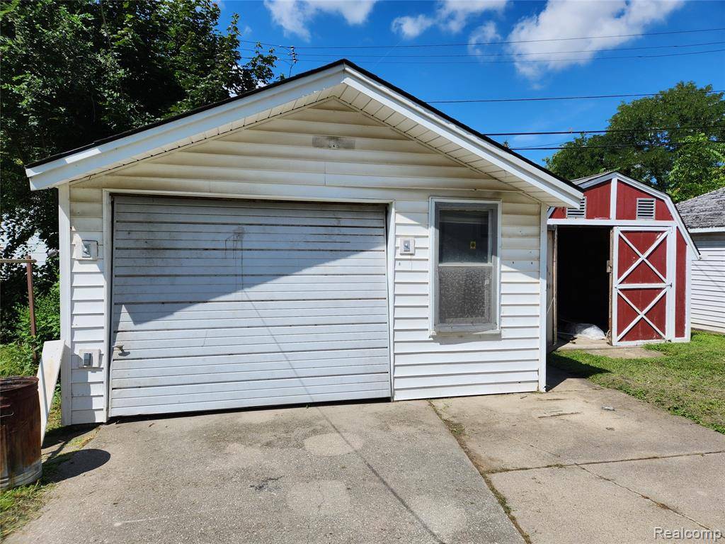 Redford Twp, MI 48239,15369 Leona Drive