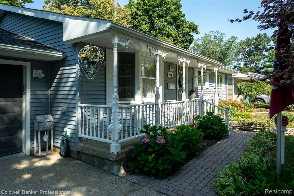 Lake Orion Vlg, MI 48362,451 Hauxwell Drive