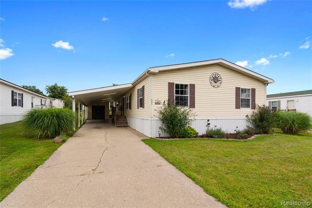 Milford Twp, MI 48381,2230 S Sheeran Drive