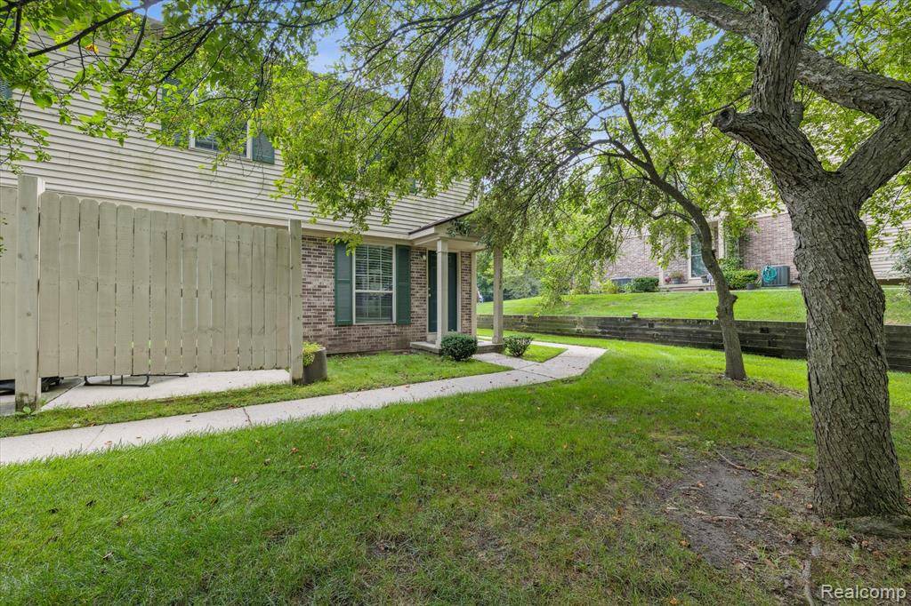 Orion Twp, MI 48359,3368 Gingell Drive