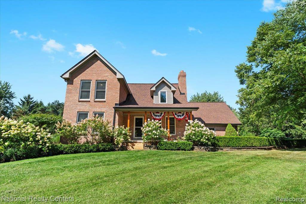Commerce Twp, MI 48382,4650 Cooley Lake Road