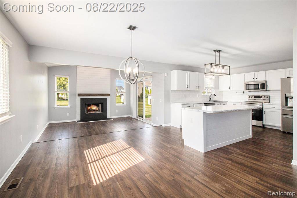 Grand Blanc, MI 48439,1459 Manistee Drive