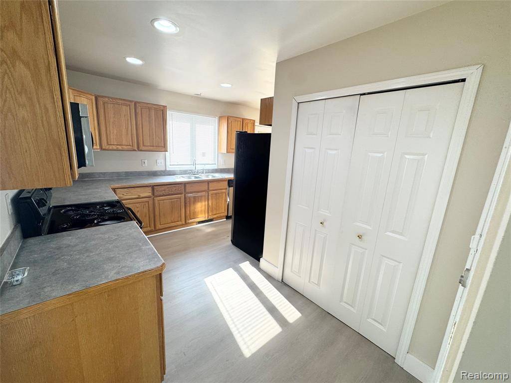 Ypsilanti, MI 48197,8147 Fox Tail Court