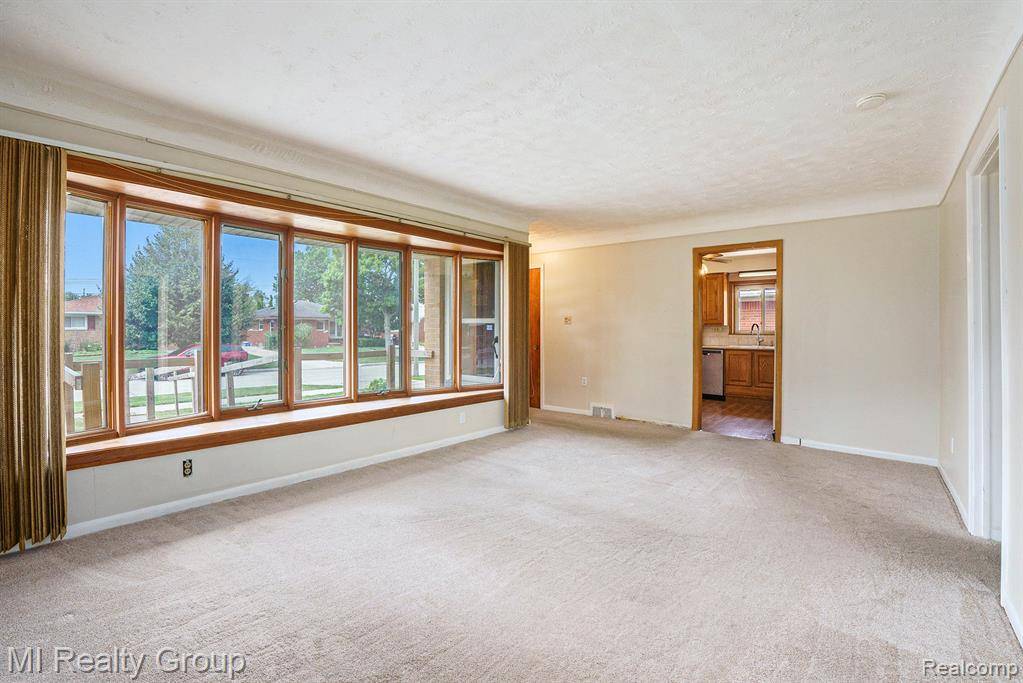 St. Clair Shores, MI 48080,24800 Culver Street