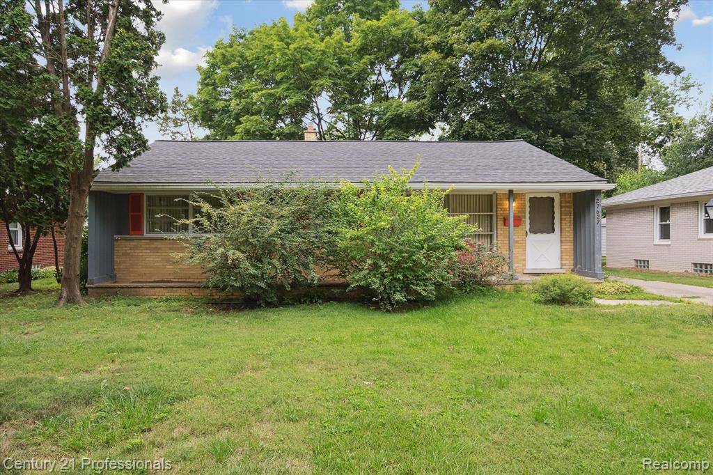 Southfield, MI 48076,27627 Lexington Parkway