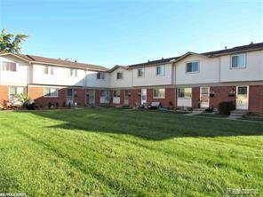 Roseville, MI 48066,20938 Hunt Drive 52