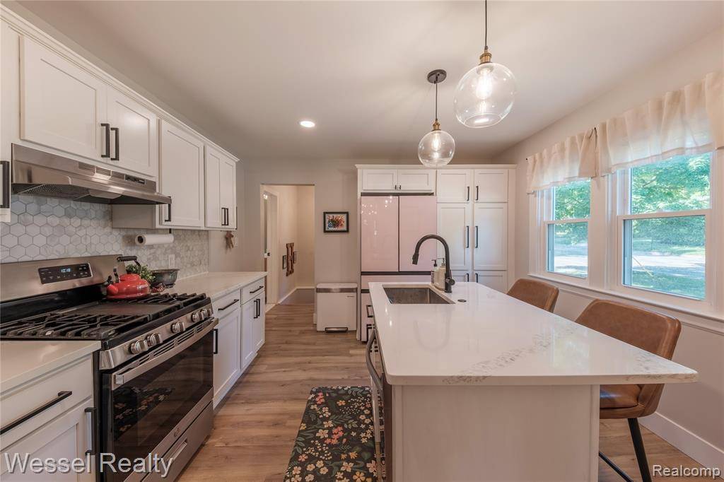 Romeo Vlg, MI 48065,329 W Saint Clair Street