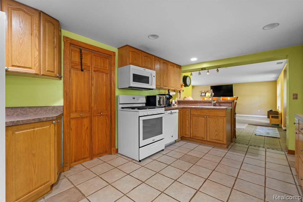 Commerce Twp, MI 48390,2903 Woodbury Street