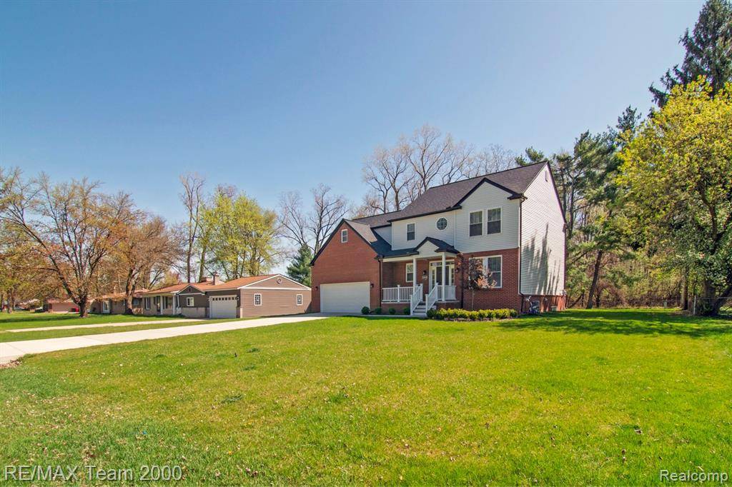Southfield, MI 48033,24050 Sunnypoint Drive