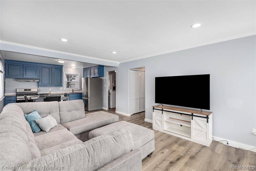 Riverview, MI 48193,18551 Hamann Street