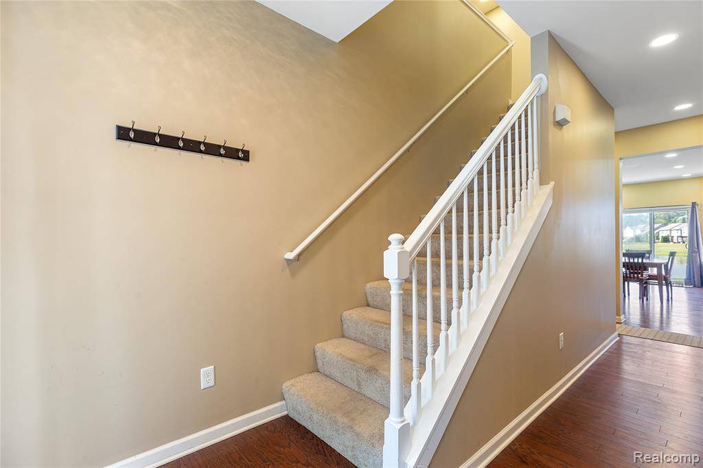 Lyon Twp, MI 48165,28547 Oakmonte Circle E
