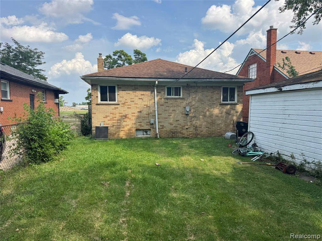 Detroit, MI 48227,12213 RUTHERFORD Street