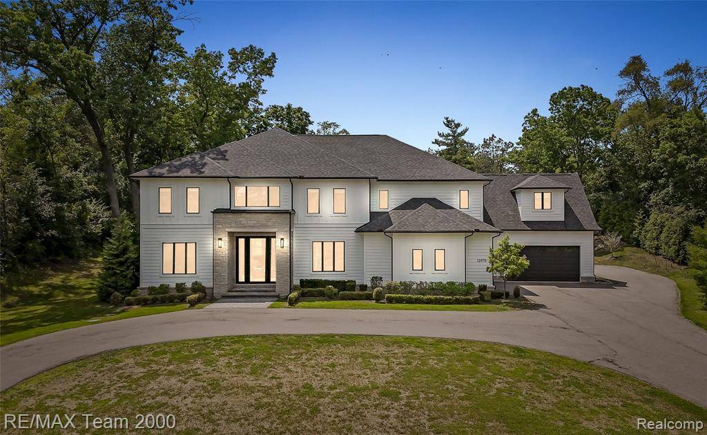 Franklin Vlg, MI 48025,32575 Romsey Road